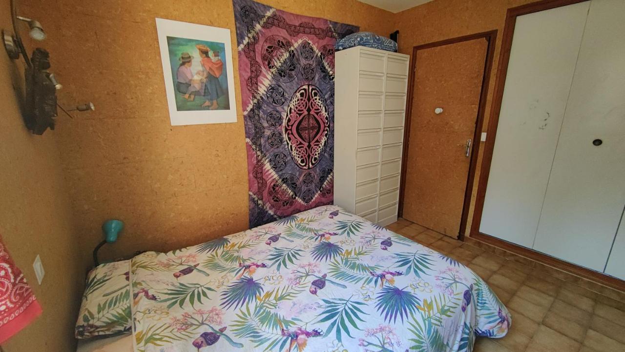 Chambre Dans Villa Le Chaffaut-Saint-Jurson Luaran gambar