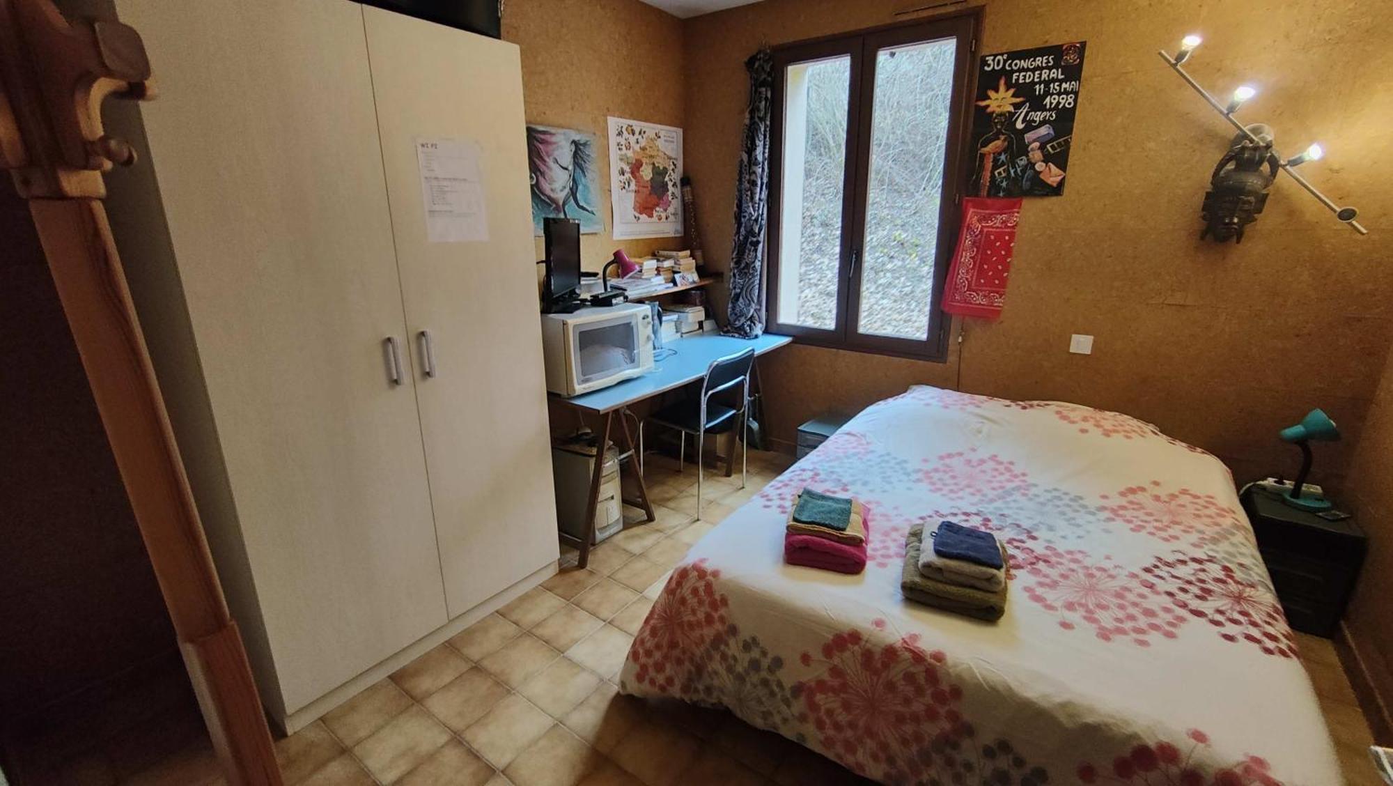 Chambre Dans Villa Le Chaffaut-Saint-Jurson Luaran gambar